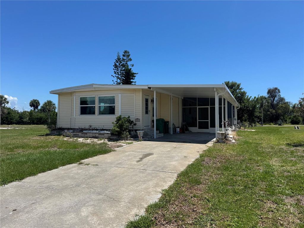 Photo of 3312 Blue Jay Lane, Englewood, FL 34224 (MLS # A4694420)