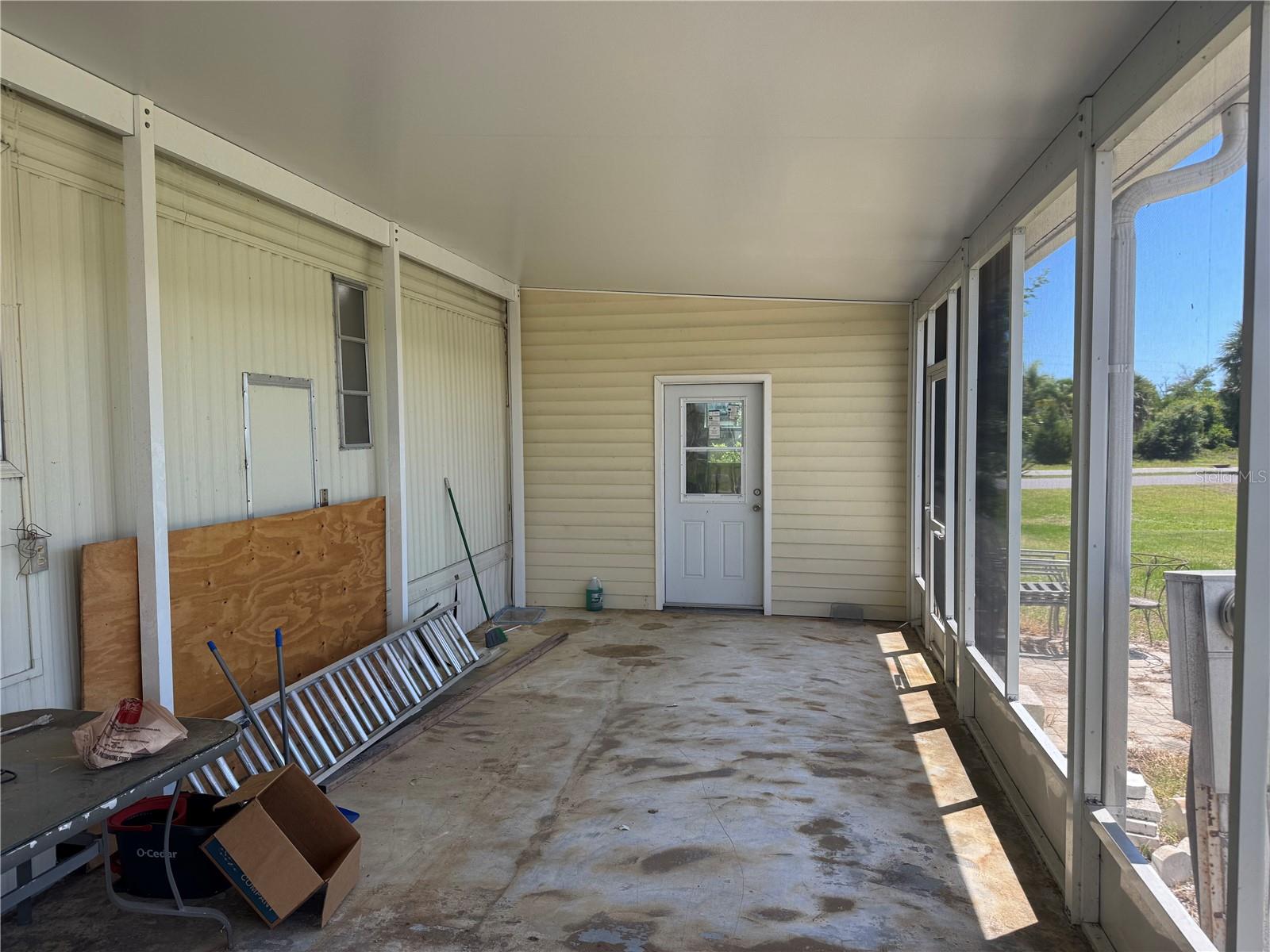3312 BLUE JAY LANE