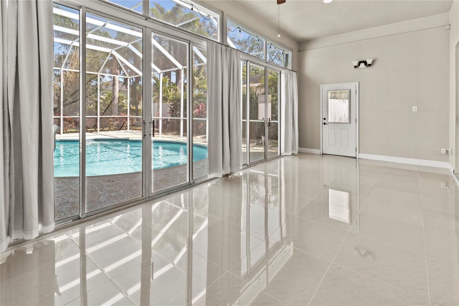 MANGO PARK NORTHWEST - Residential