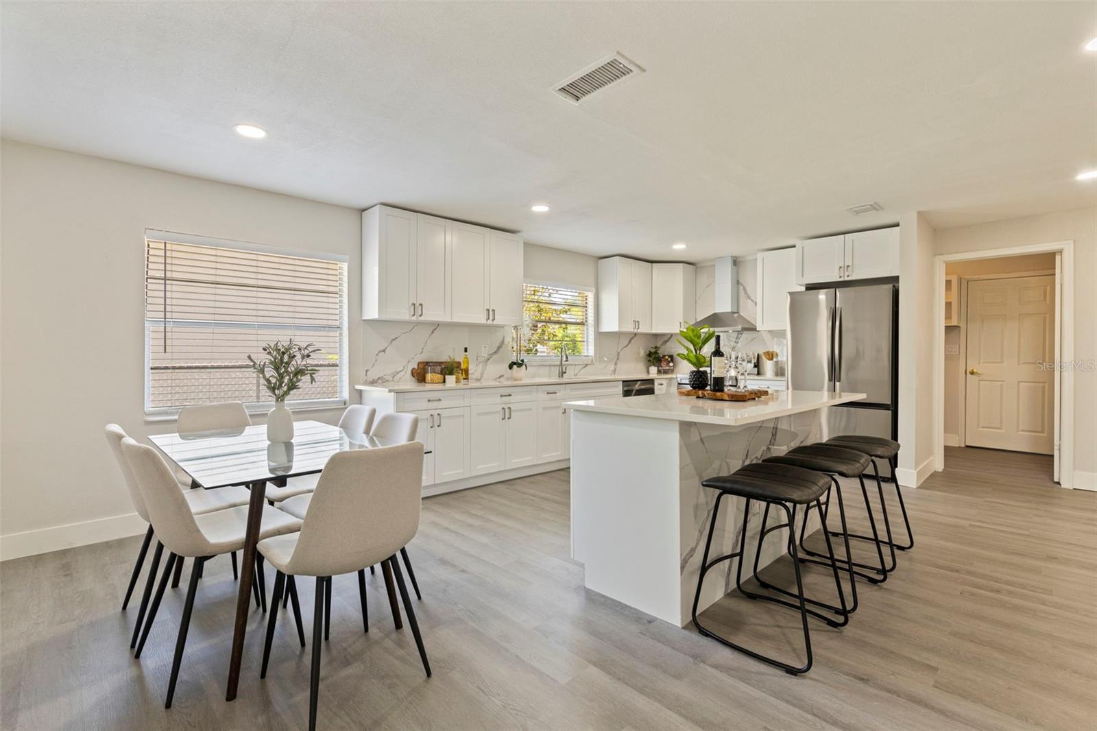 SUNSET HILLS 2ND ADD - Residential Lease
