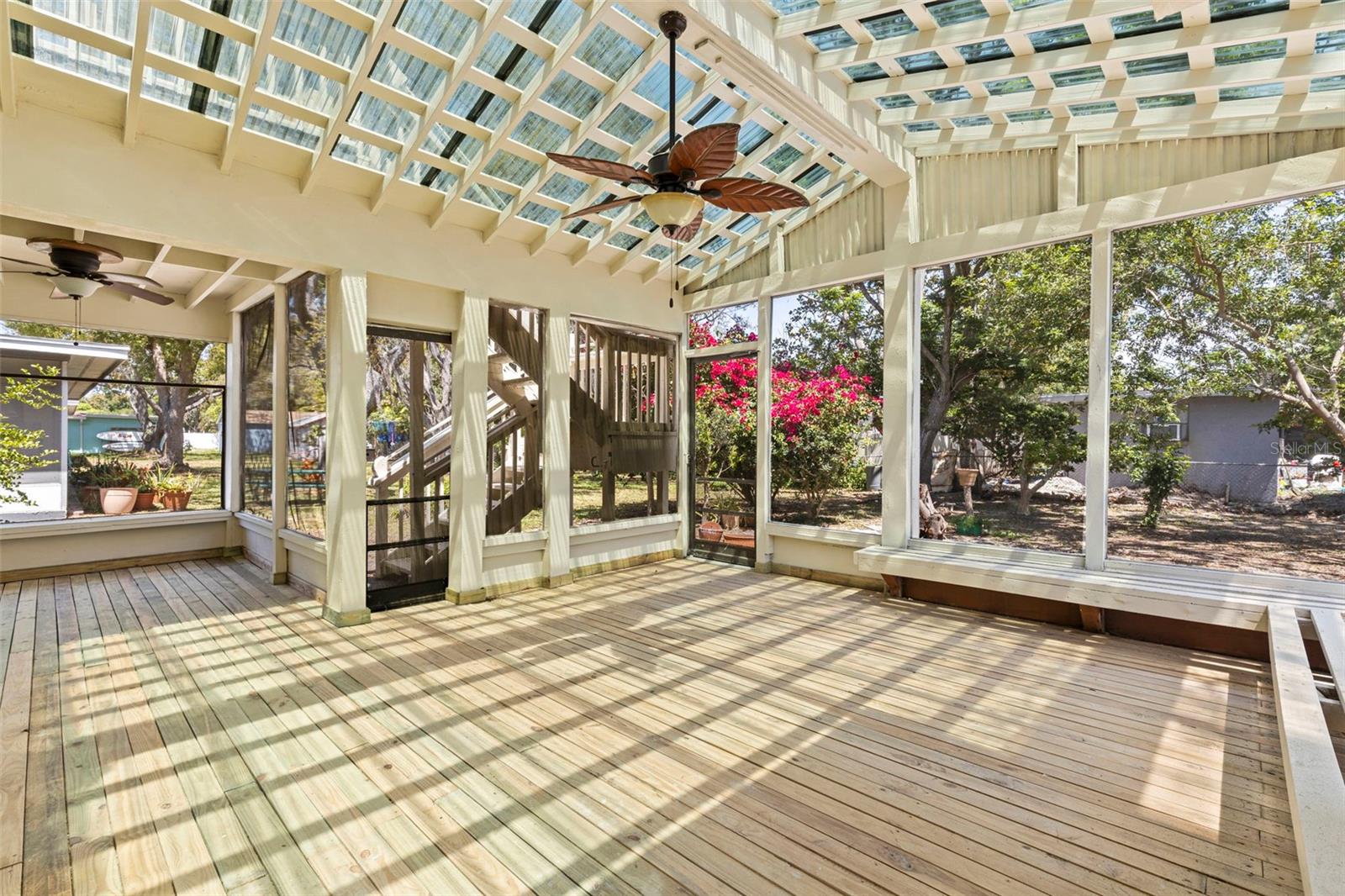 SUNSET HILLS 2ND ADD - Residential Lease