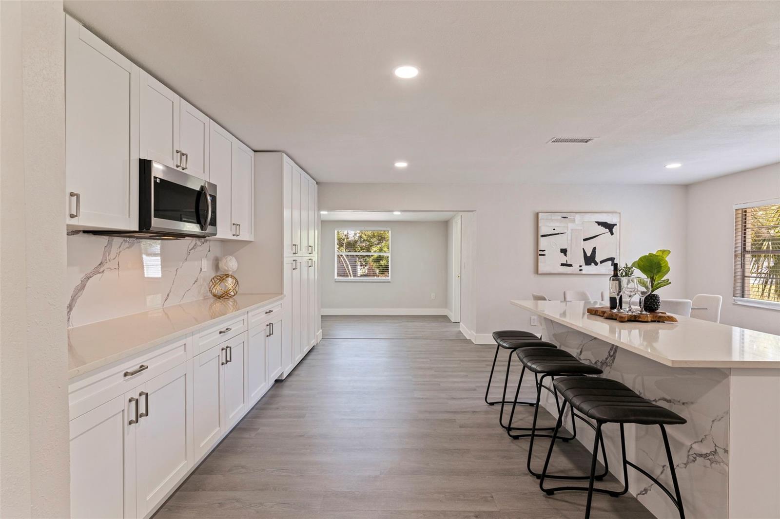 SUNSET HILLS 2ND ADD - Residential Lease