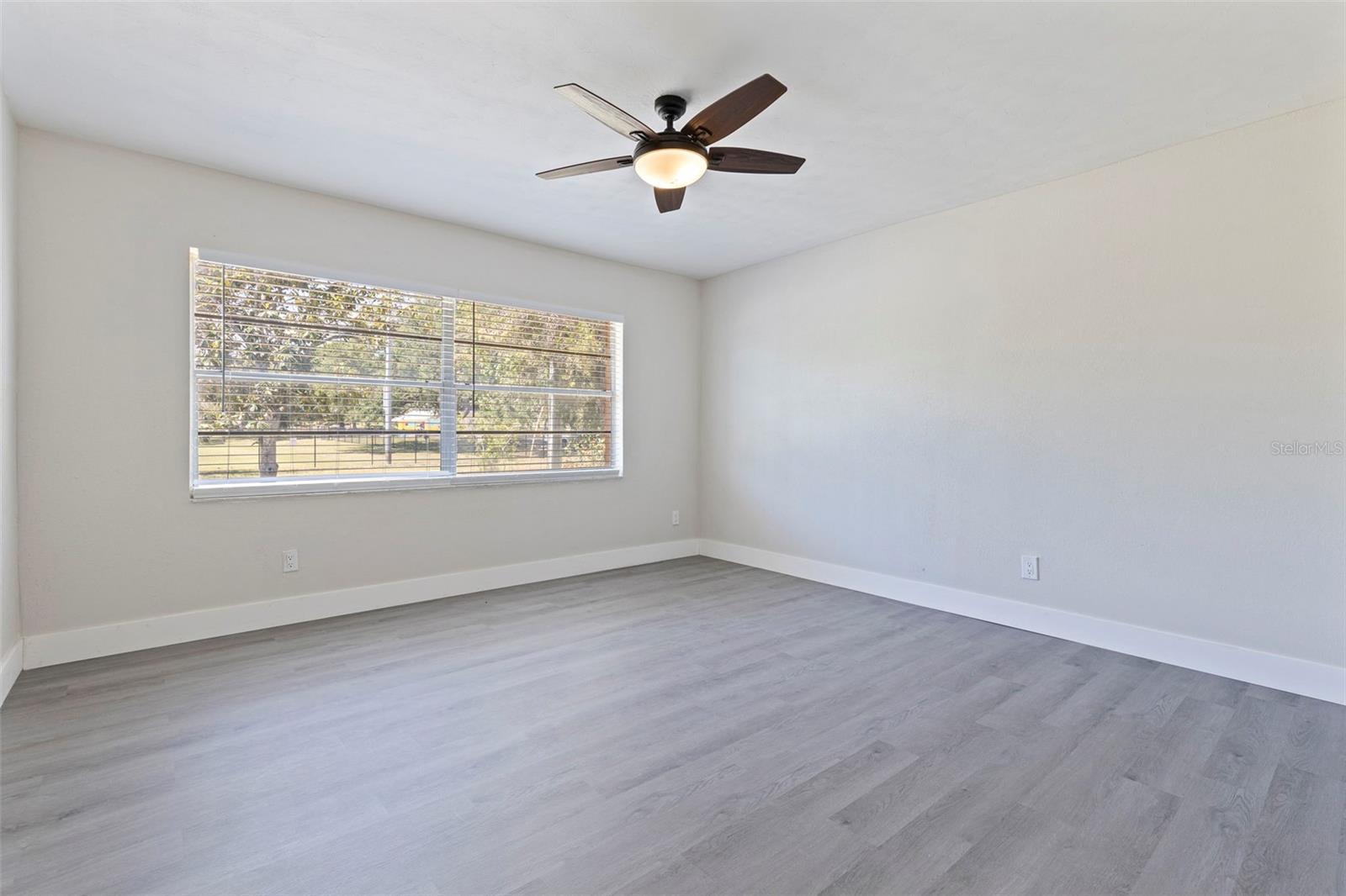 SUNSET HILLS 2ND ADD - Residential Lease