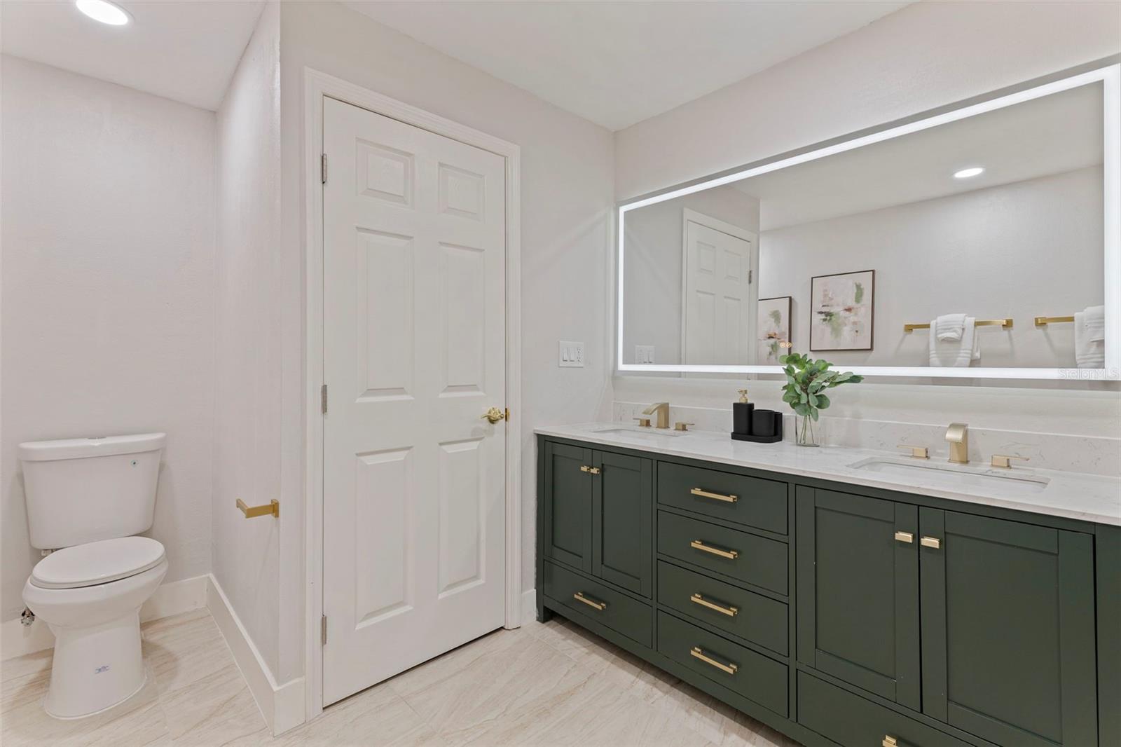SUNSET HILLS 2ND ADD - Residential Lease