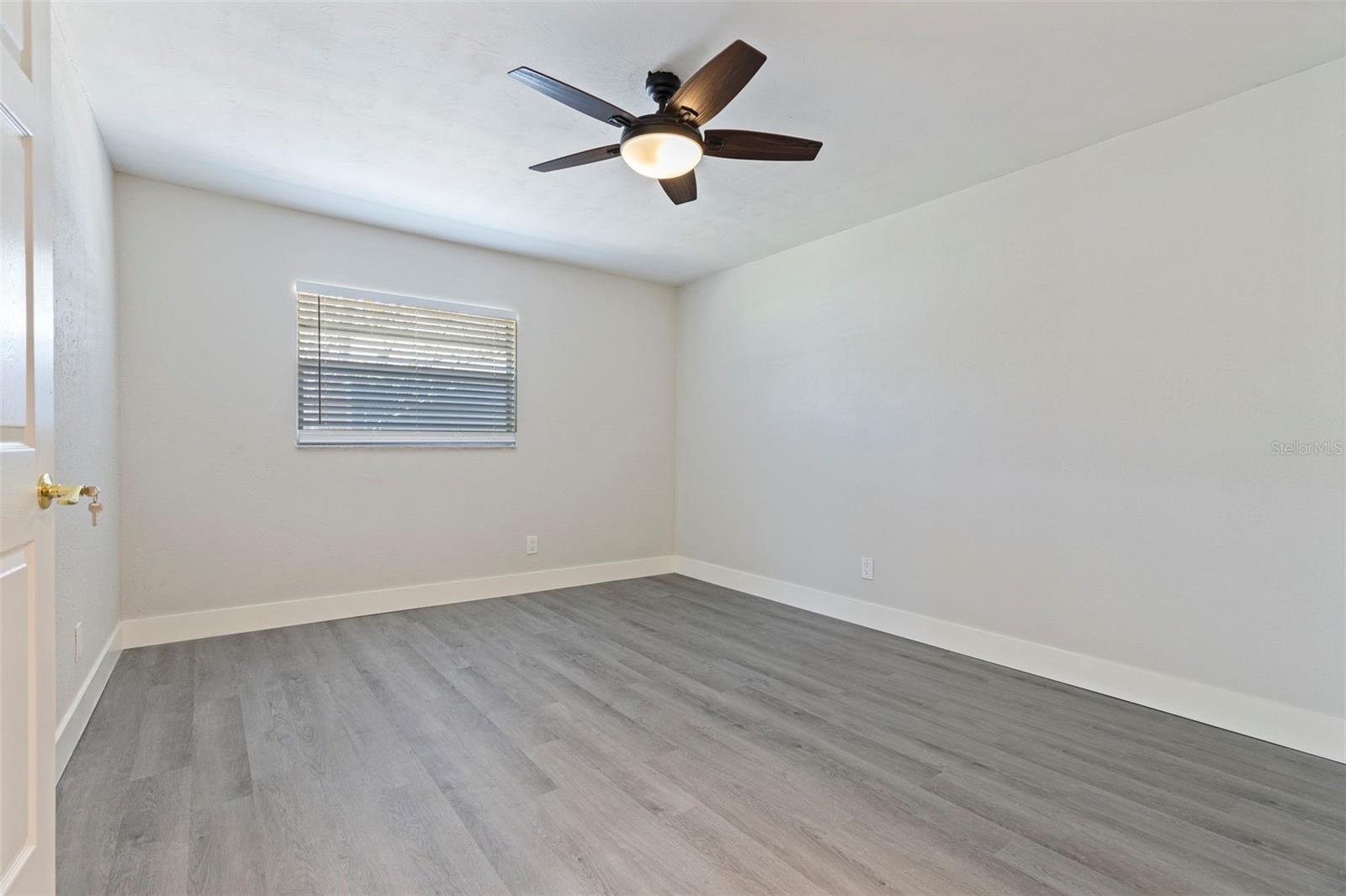 SUNSET HILLS 2ND ADD - Residential Lease
