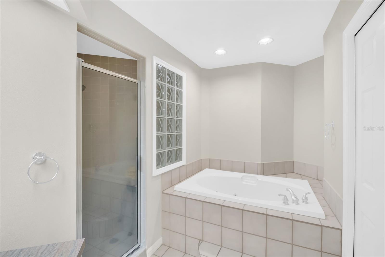 PLACIDO BAYOU - Residential