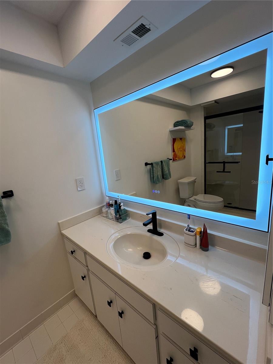 GLEN OAKS MANOR HOMES PH 2 - Residential