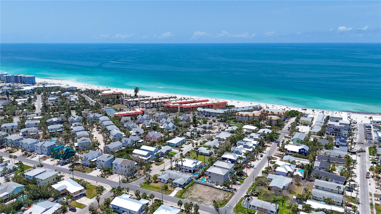 WEST WIND SHORES - Land