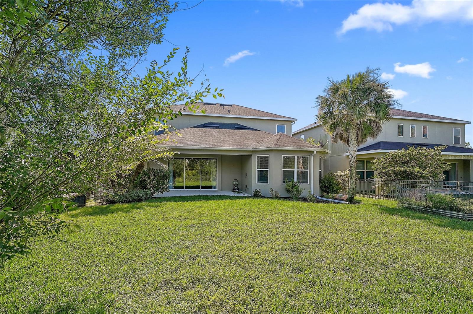 ARBOR LAKES ON PALMER RANCH - Residential