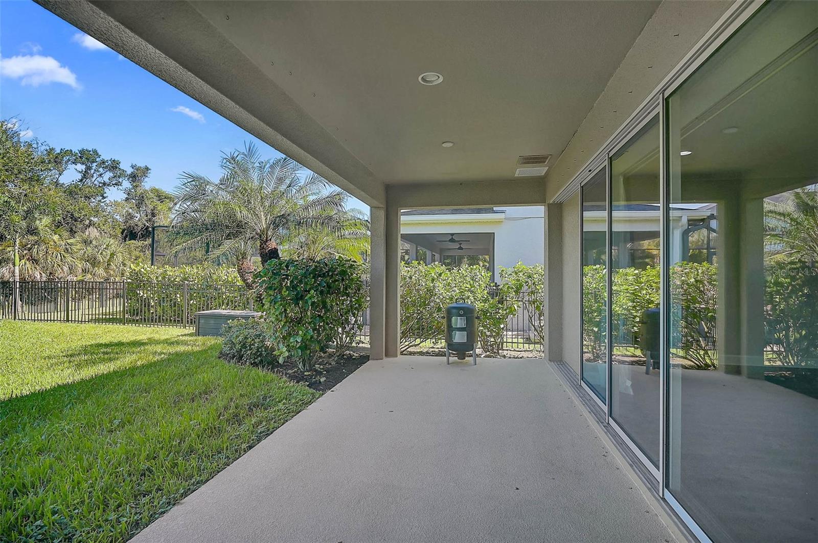 ARBOR LAKES ON PALMER RANCH - Residential