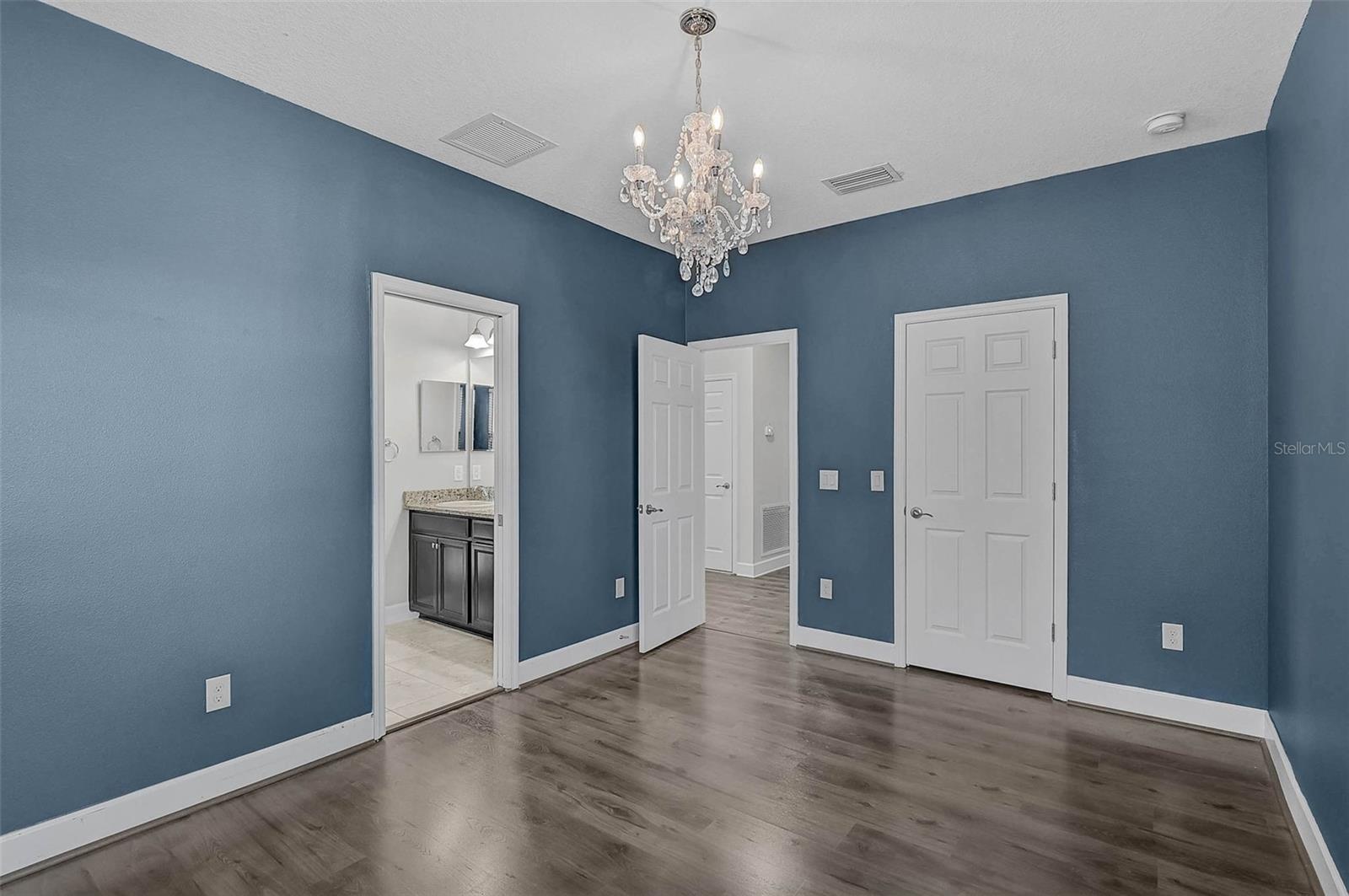 ARBOR LAKES ON PALMER RANCH - Residential