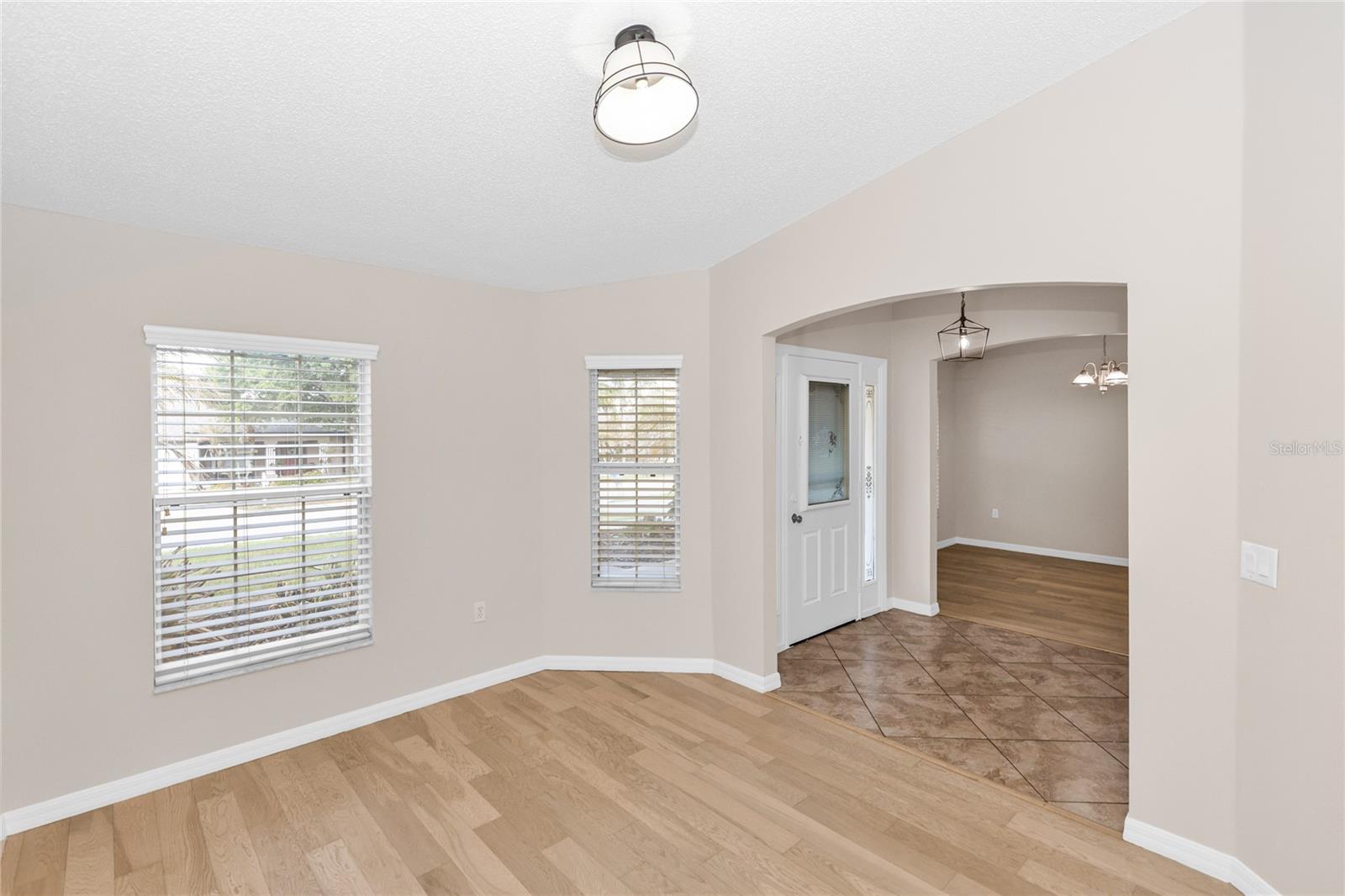 HAMILTON WEST PH 01 - Residential