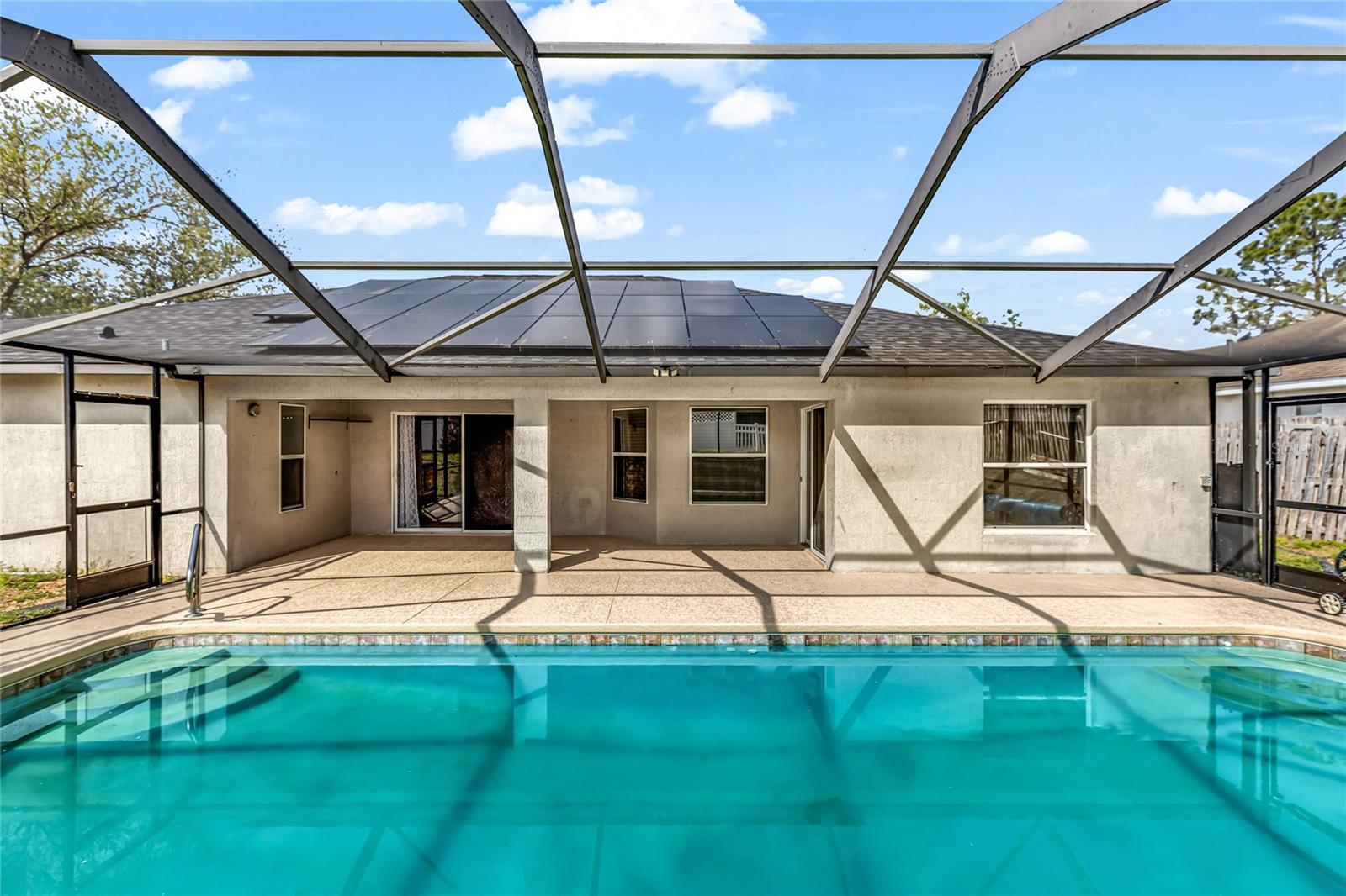 HAMILTON WEST PH 01 - Residential