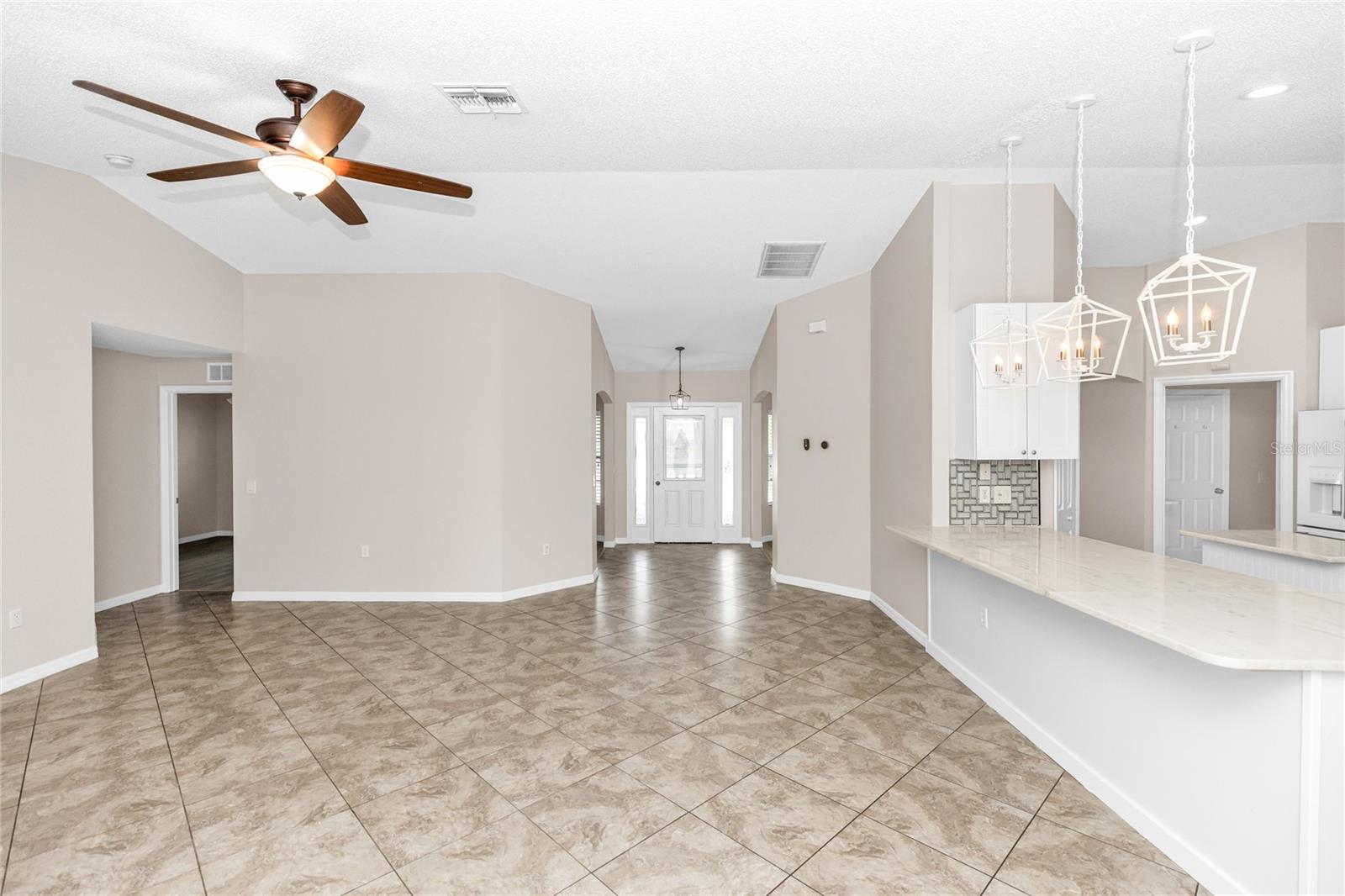 HAMILTON WEST PH 01 - Residential