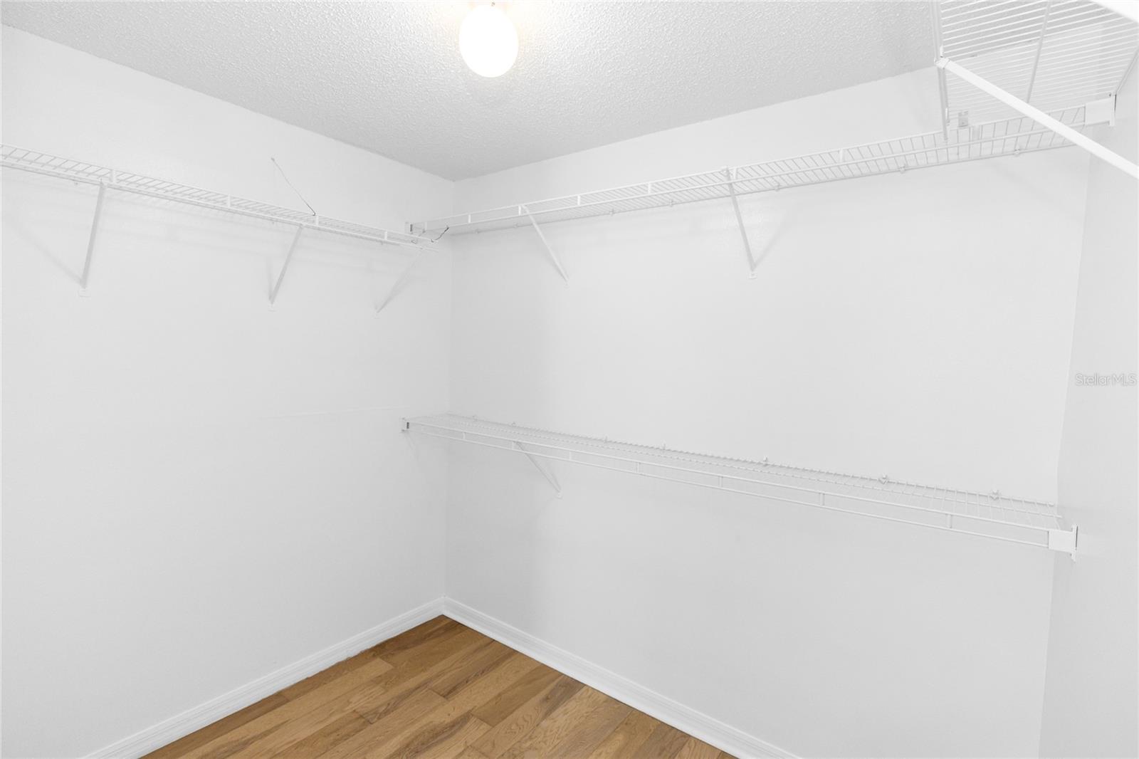 HAMILTON WEST PH 01 - Residential