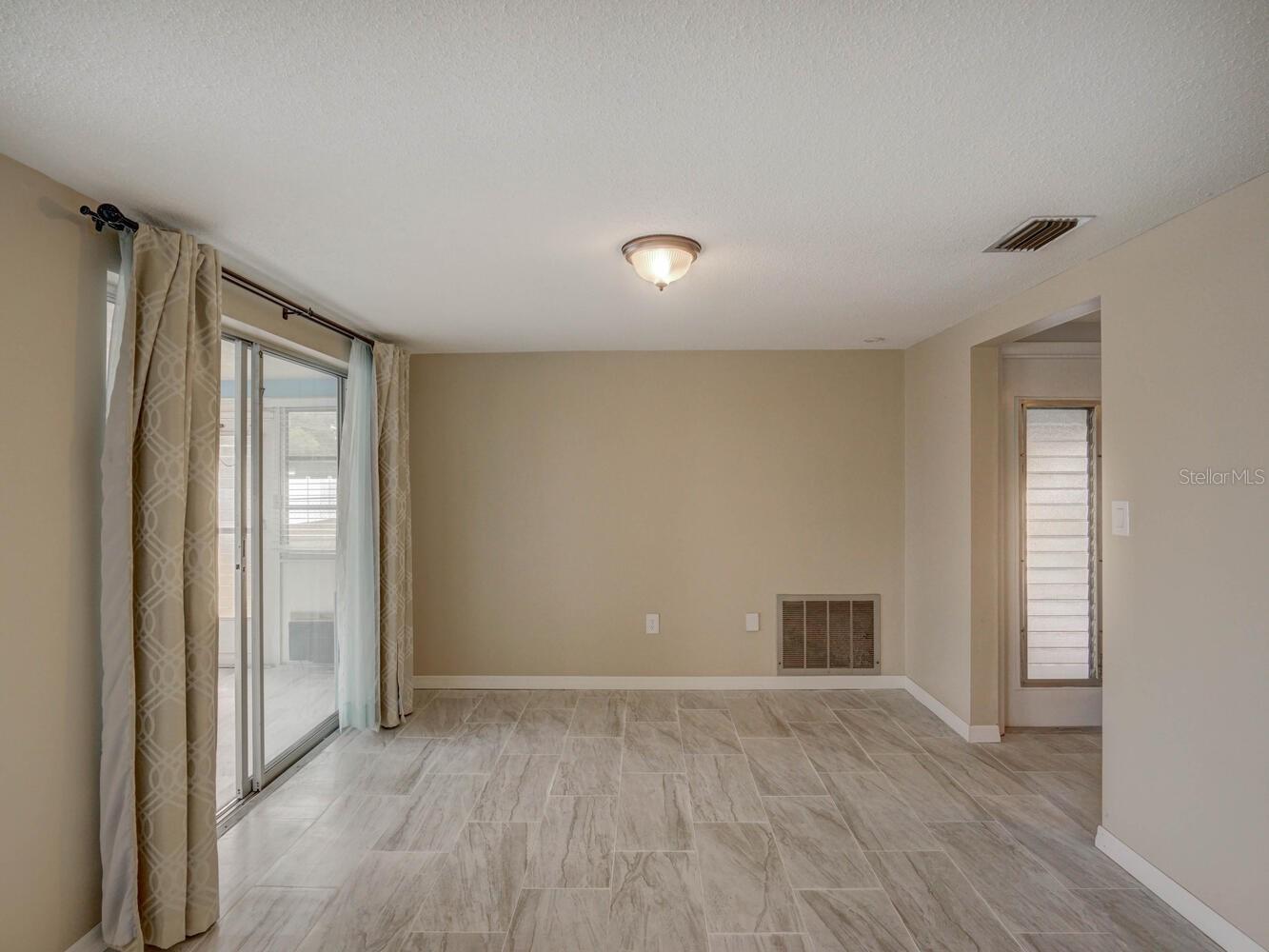 JASMINE LAKES - Residential