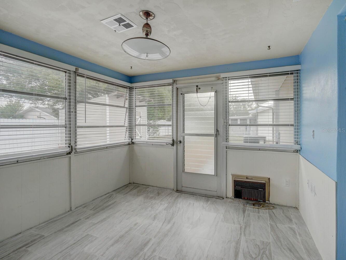 JASMINE LAKES - Residential