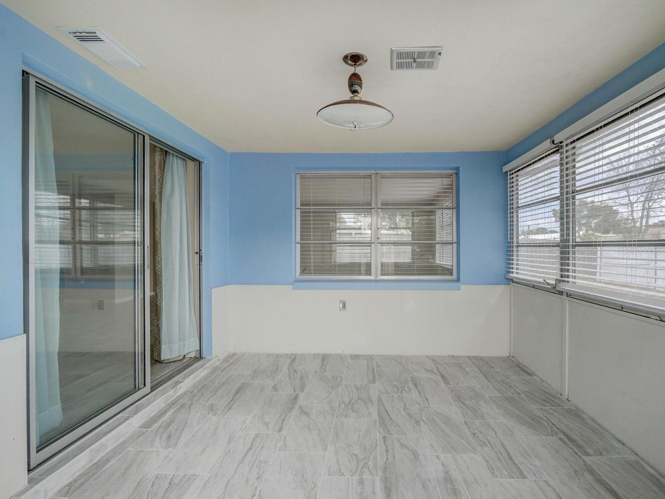 JASMINE LAKES - Residential