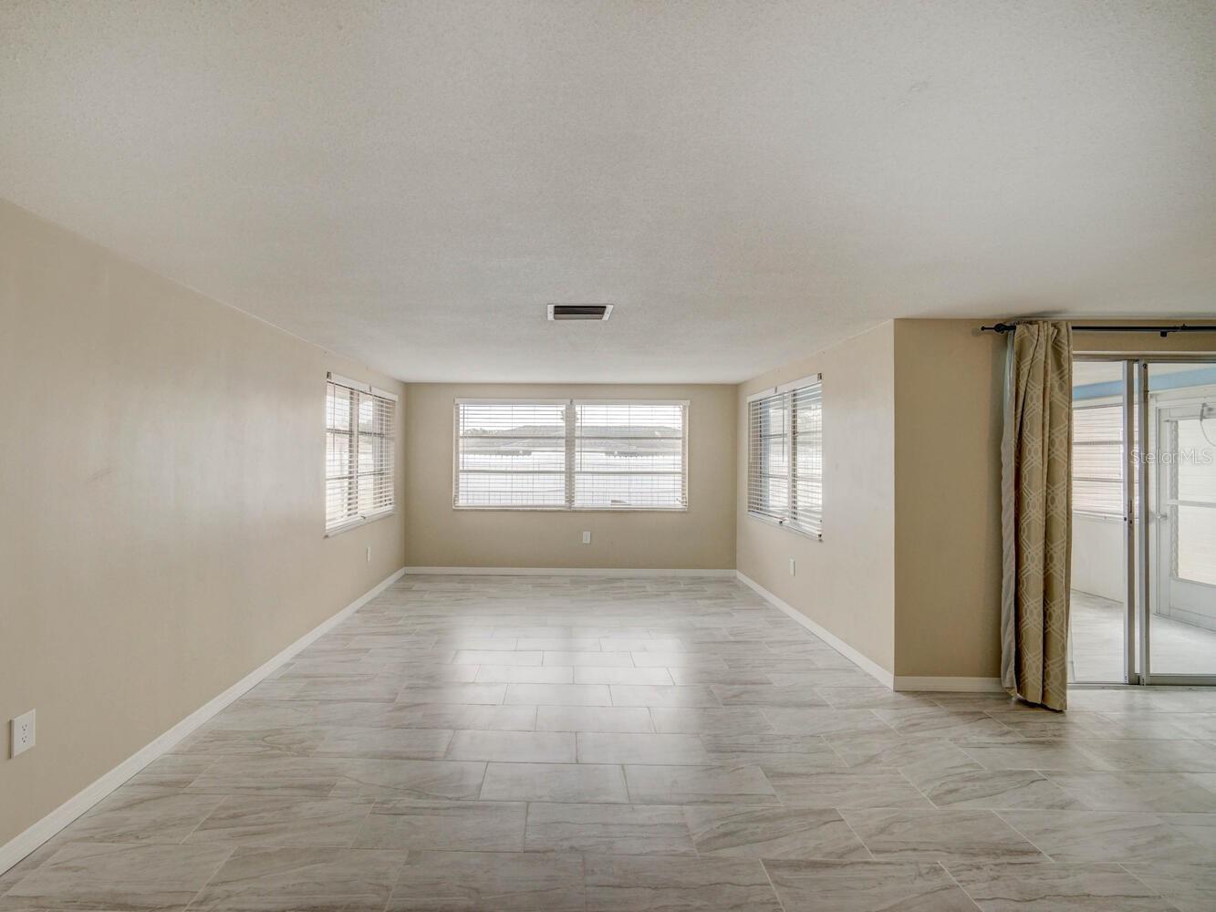 JASMINE LAKES - Residential