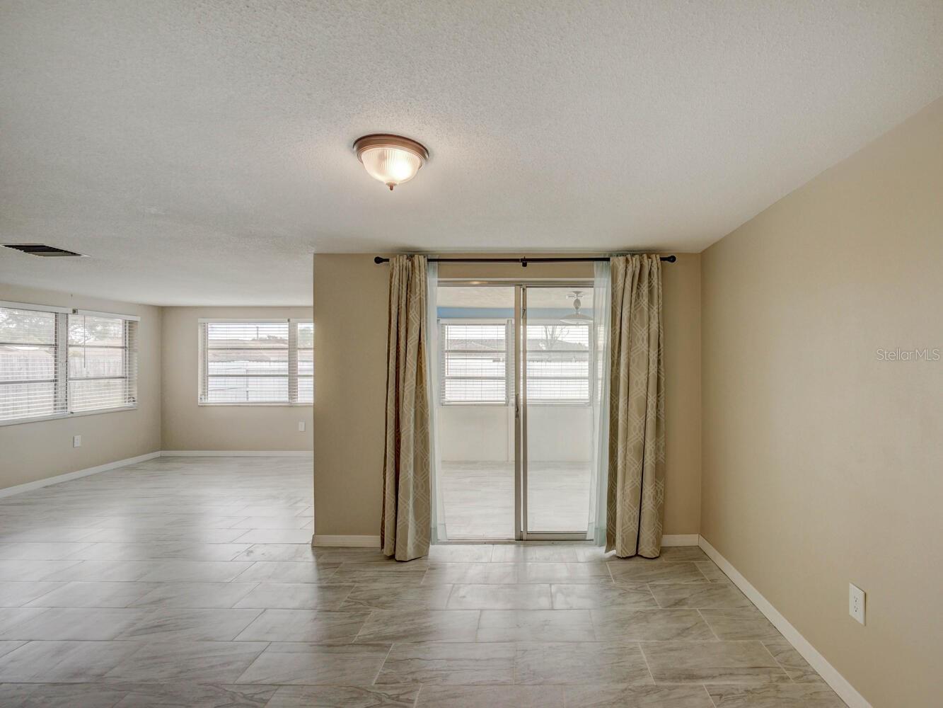 JASMINE LAKES - Residential