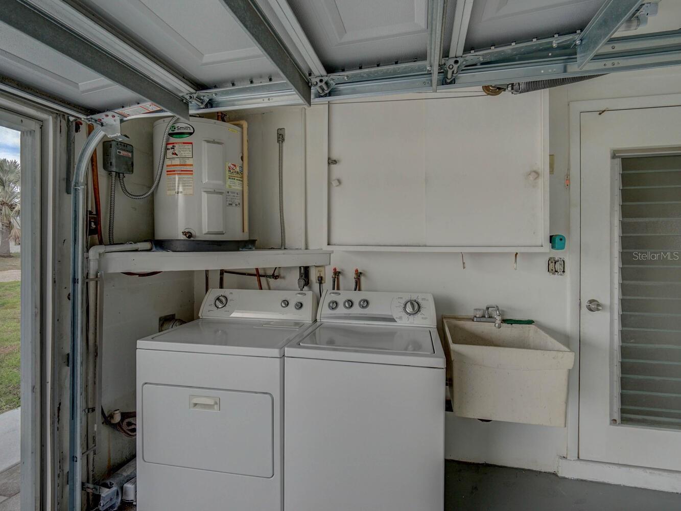 JASMINE LAKES - Residential