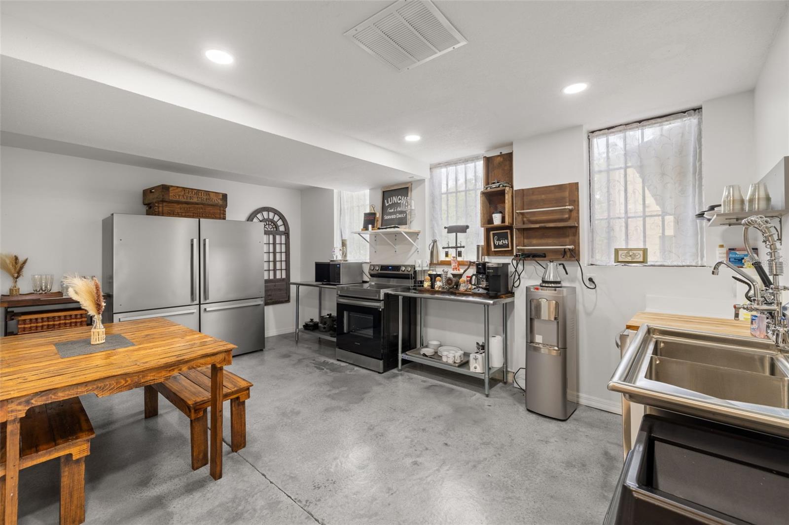 BALDWINS ADD - Commercial Sale