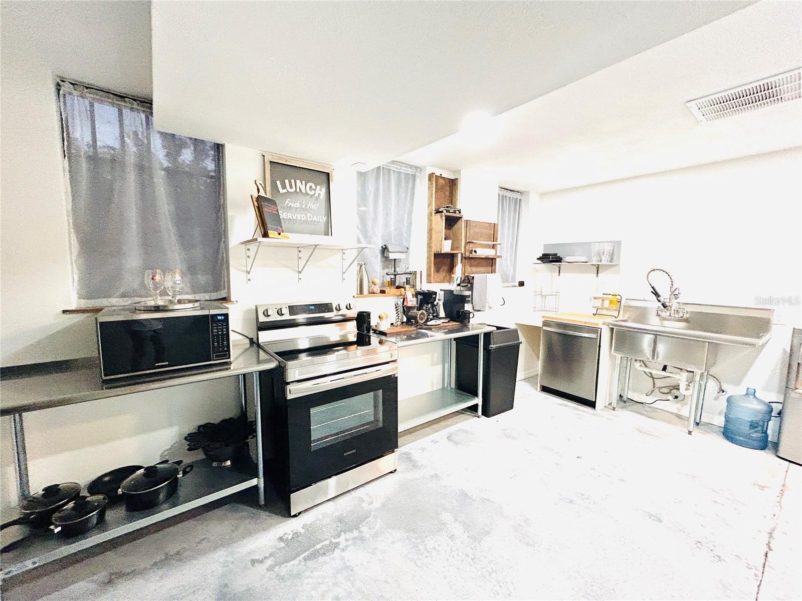 BALDWINS ADD - Commercial Sale