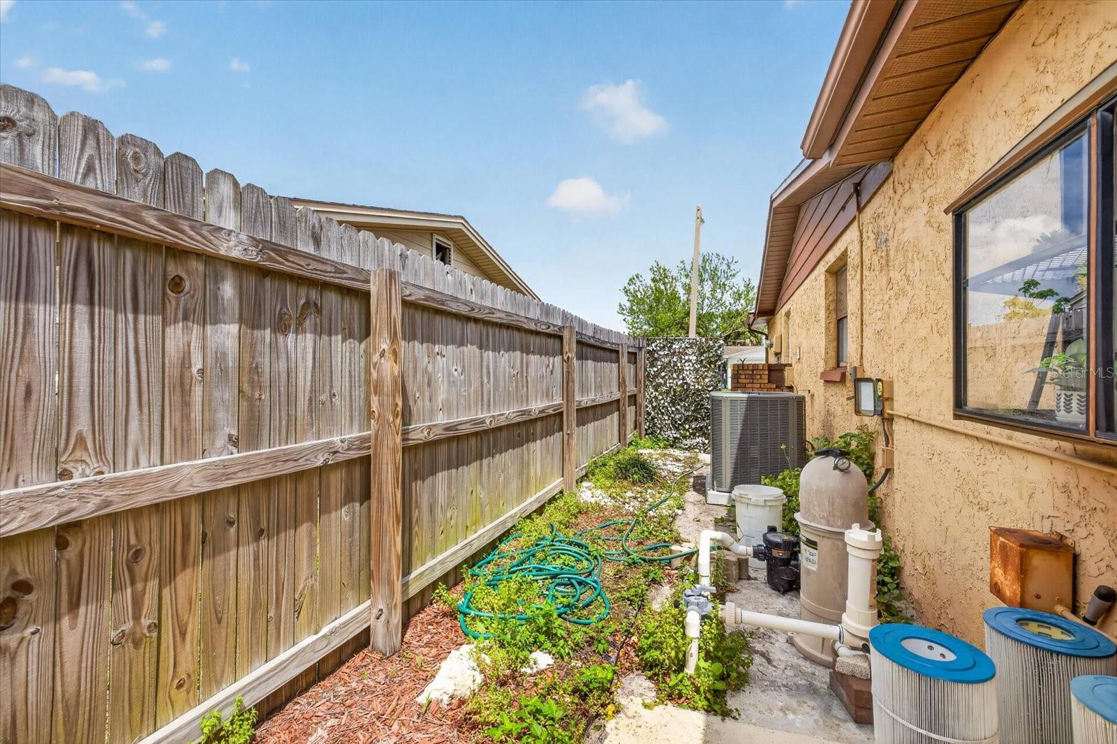 REGENCY PARK - Residential