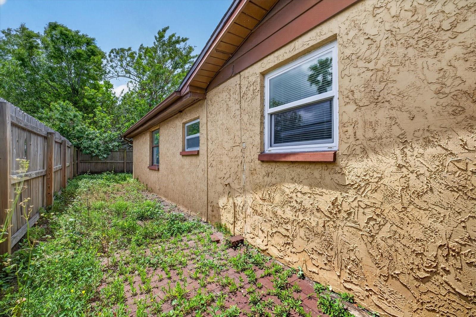 REGENCY PARK - Residential