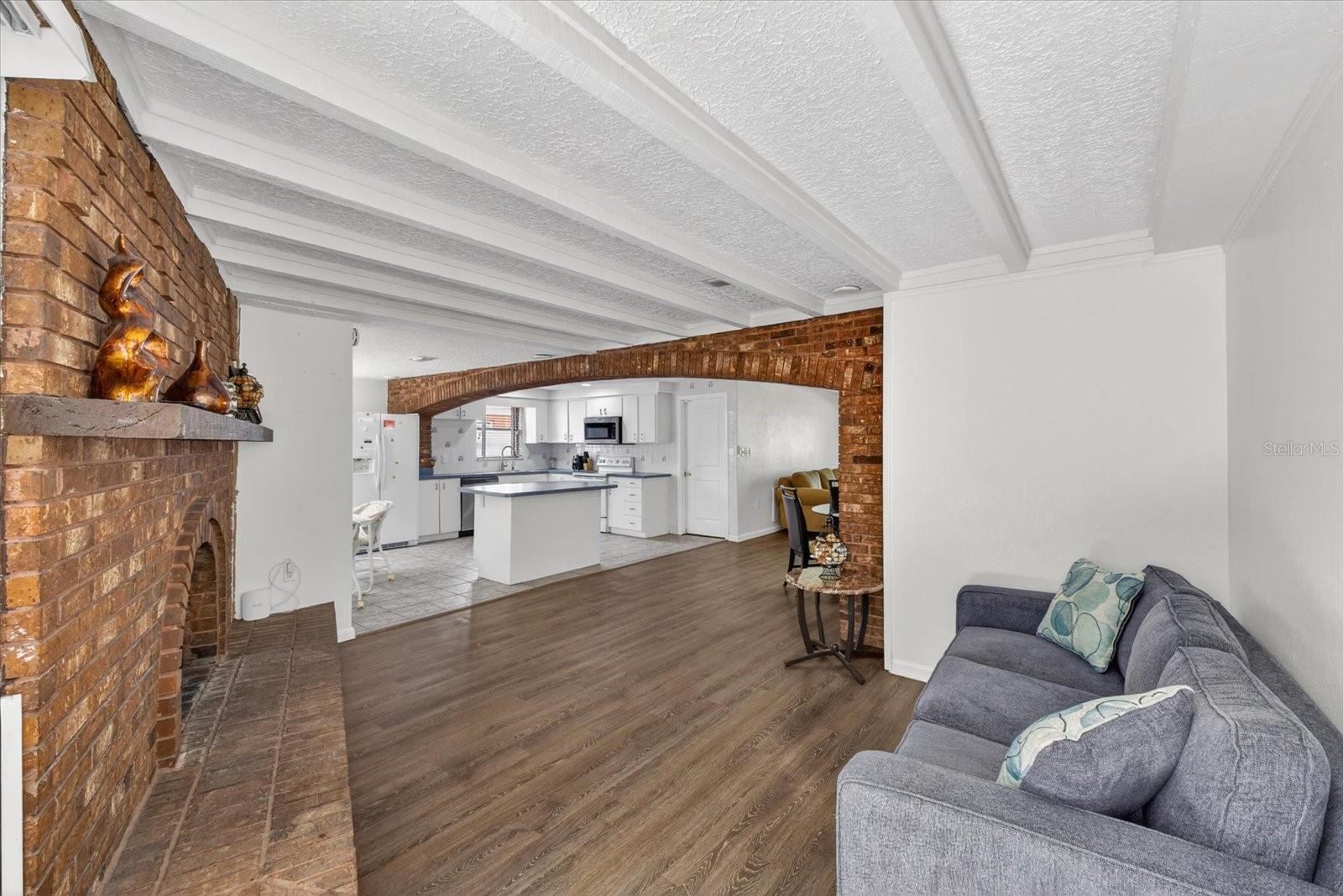 REGENCY PARK - Residential