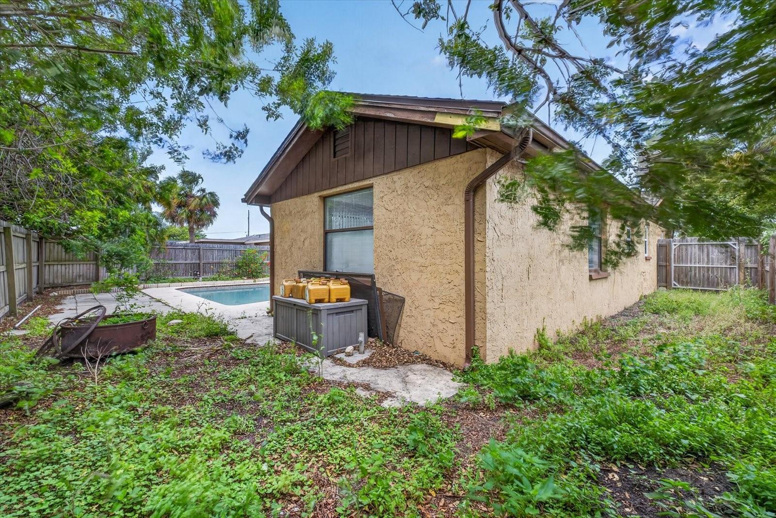 REGENCY PARK - Residential