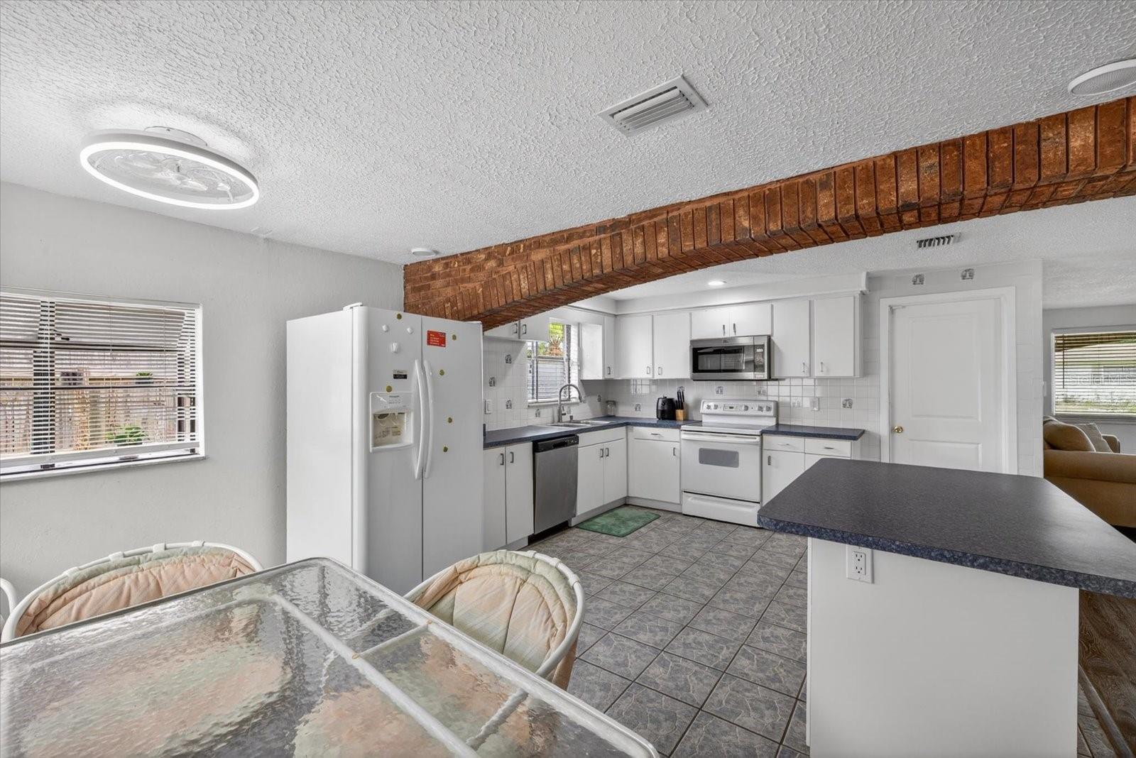 REGENCY PARK - Residential