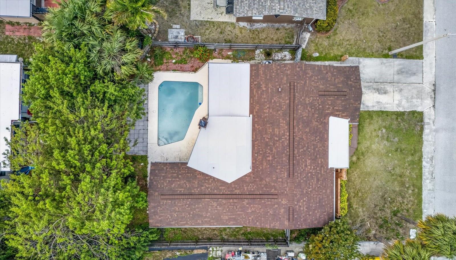 REGENCY PARK - Residential