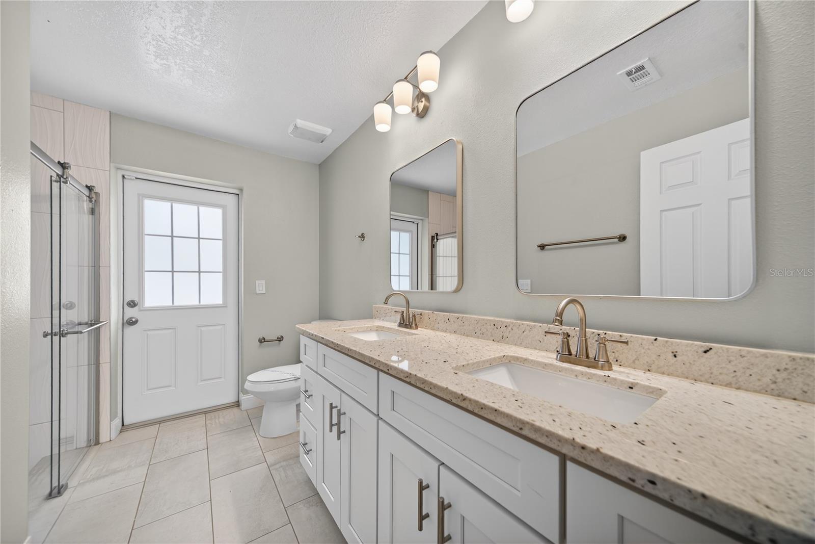 WESTMOOR PH 02 - Residential Lease