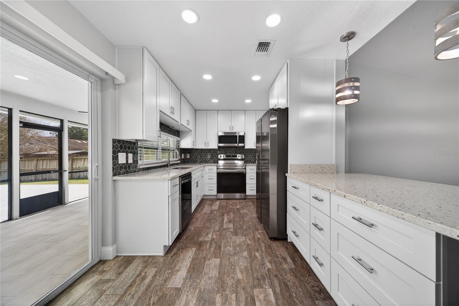 WESTMOOR PH 02 - Residential Lease