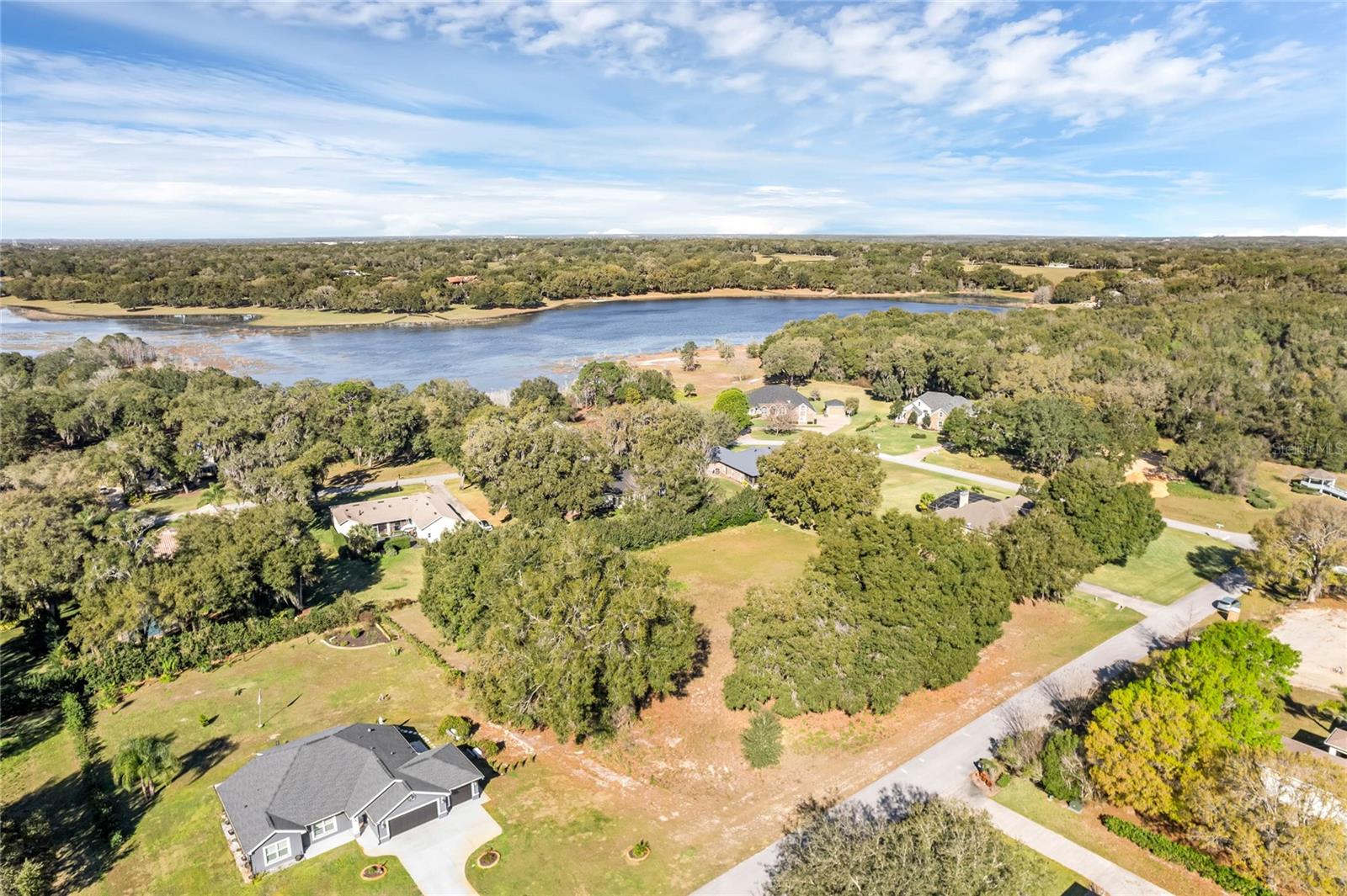 OAK POINTE SUB - Land