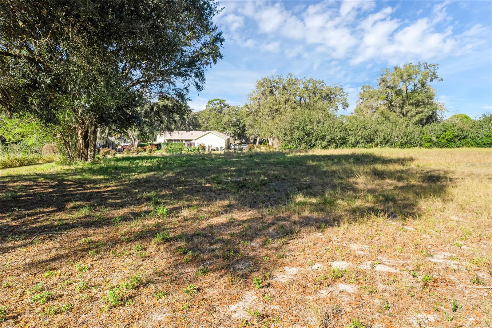 OAK POINTE SUB - Land