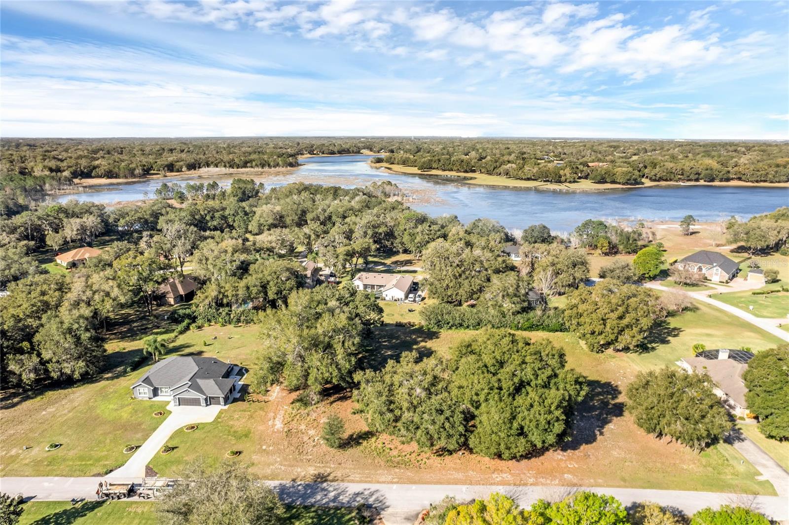 OAK POINTE SUB - Land