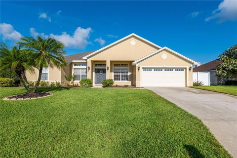 Single Family Residence in WINTER HAVEN FL 237 TOWHEE ROAD.jpg