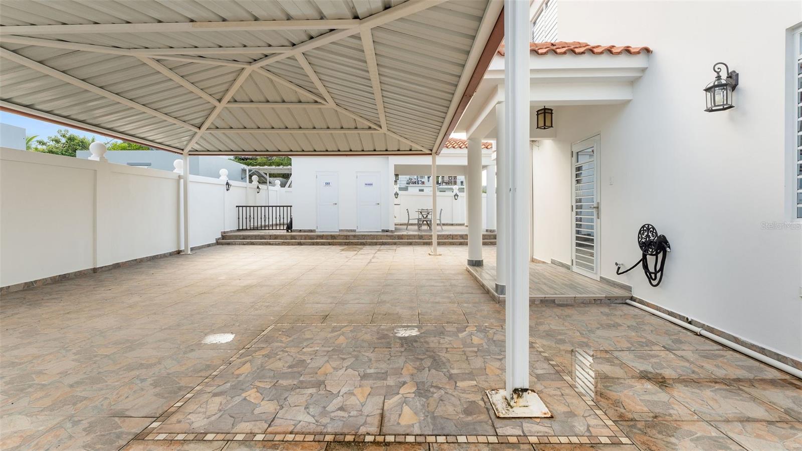 CARR 411 KM 0.3 SECTOR RUIZ BO. CALVACHE, RINCON - Residential