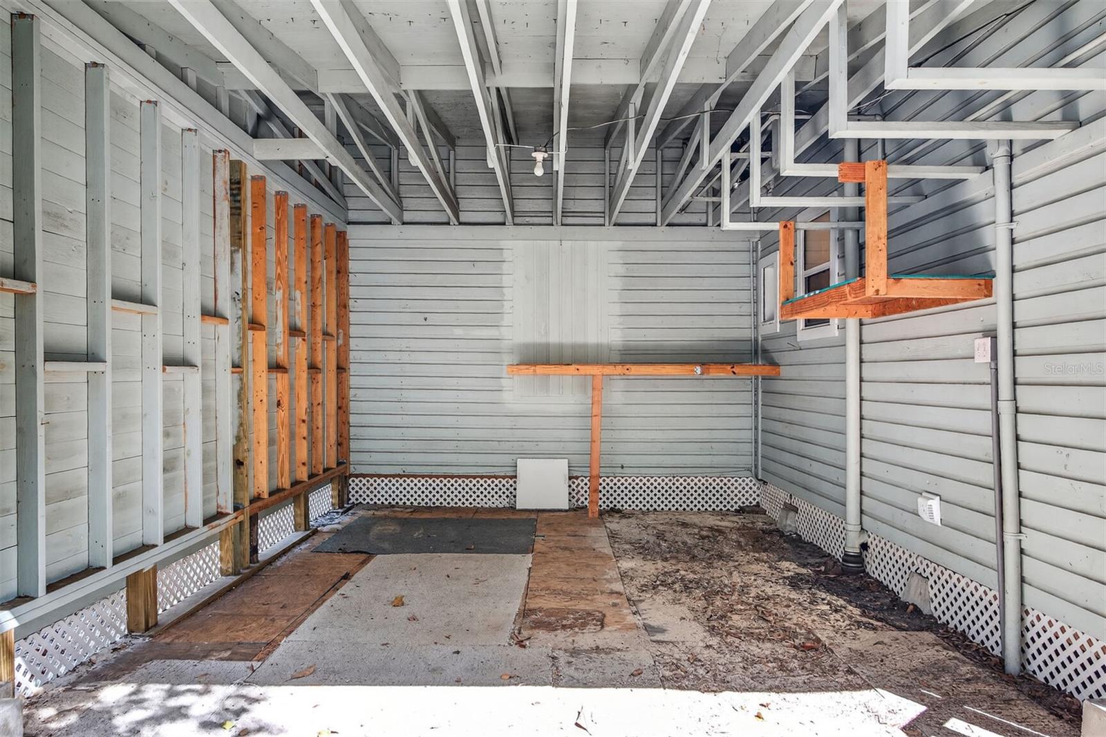 W.R. THOMAS SUBDIVISION - Residential