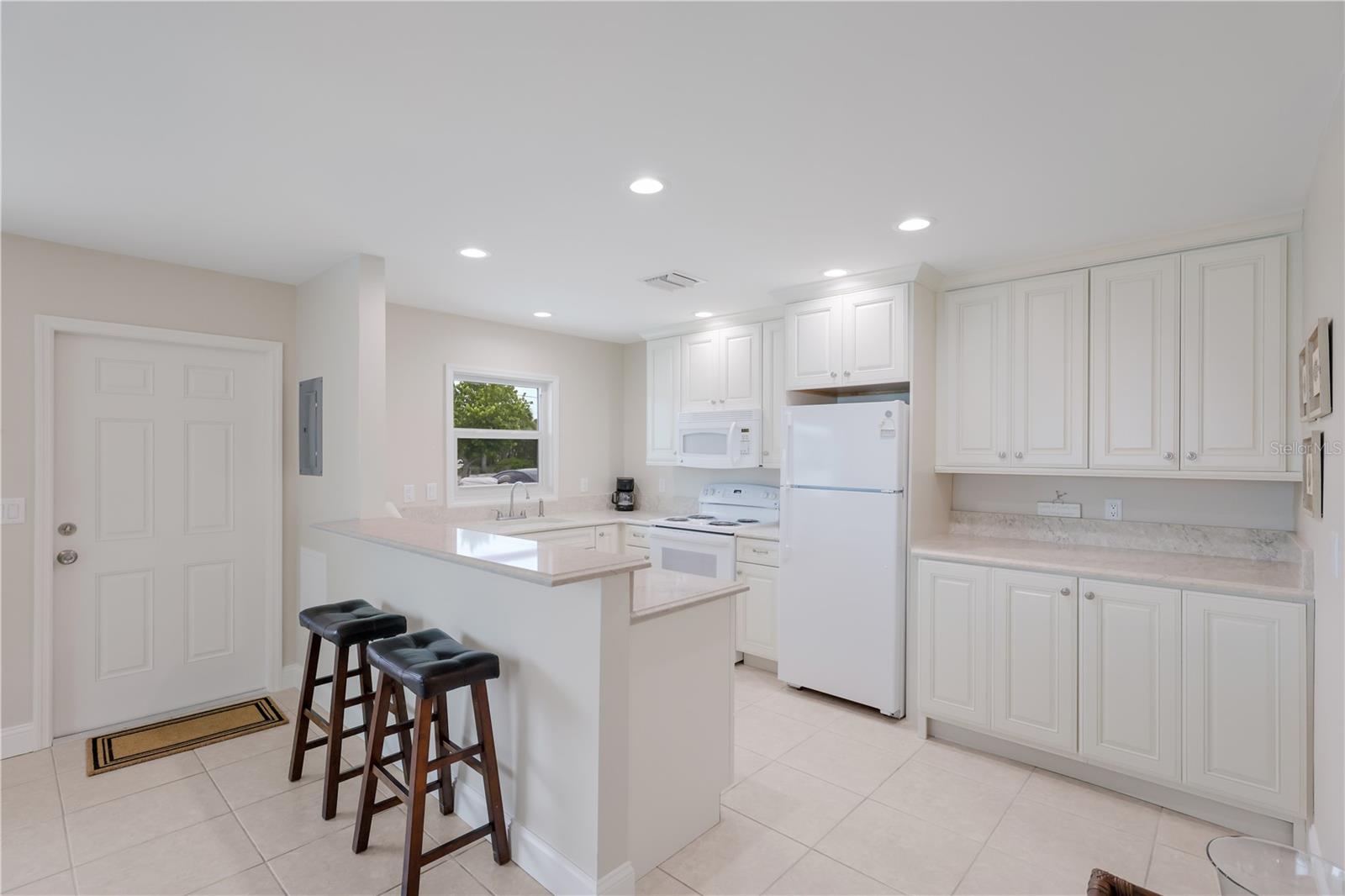 320 GULF BOULEVARD 1A