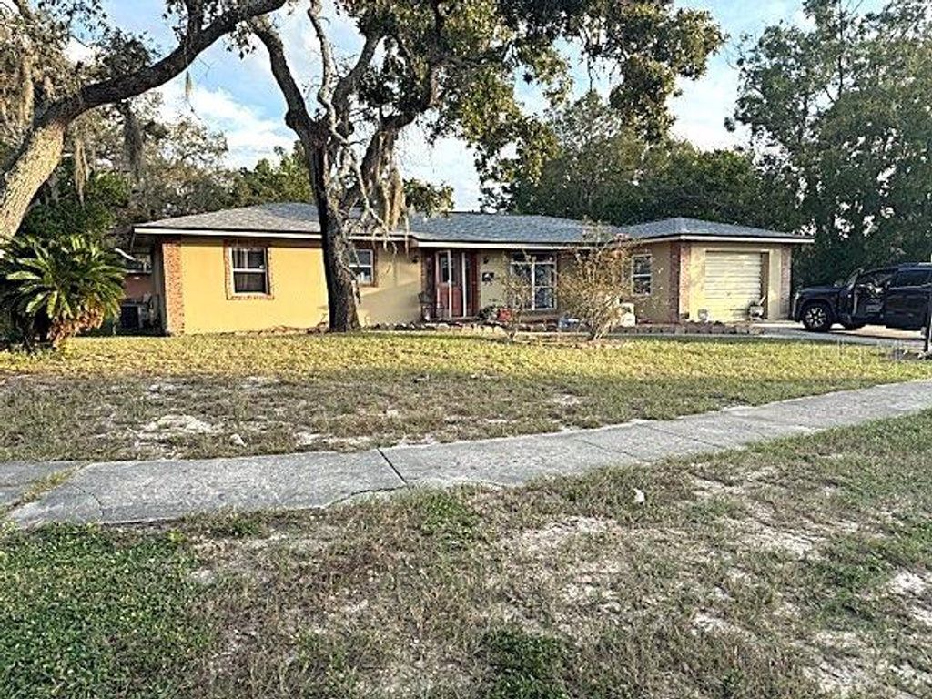 Photo of 6354 Cranbrook Court, Spring Hill, FL 34606 (MLS # TB8429109)