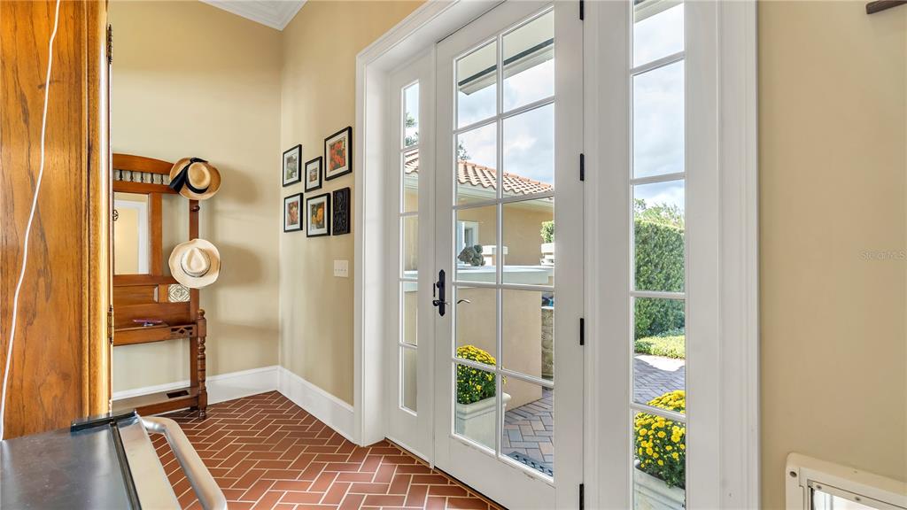 MOUNTAIN LAKE UNREC - Residential