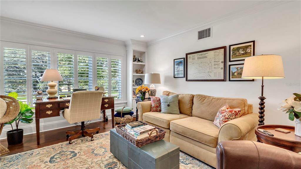 MOUNTAIN LAKE UNREC - Residential