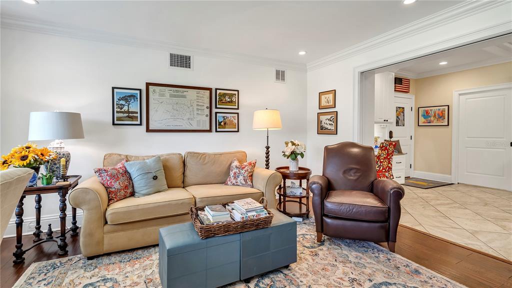 MOUNTAIN LAKE UNREC - Residential