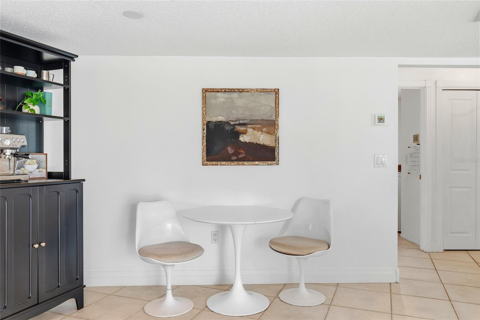 COUNTRY PLACE - Residential