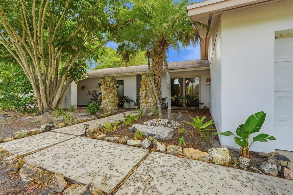 Photo of 3927 Country View Lane, Sarasota, FL 34233 (MLS # A4690240)