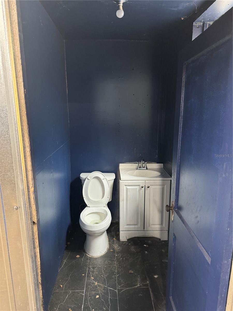 NEW GAINESVILLE REP - Commercial Lease