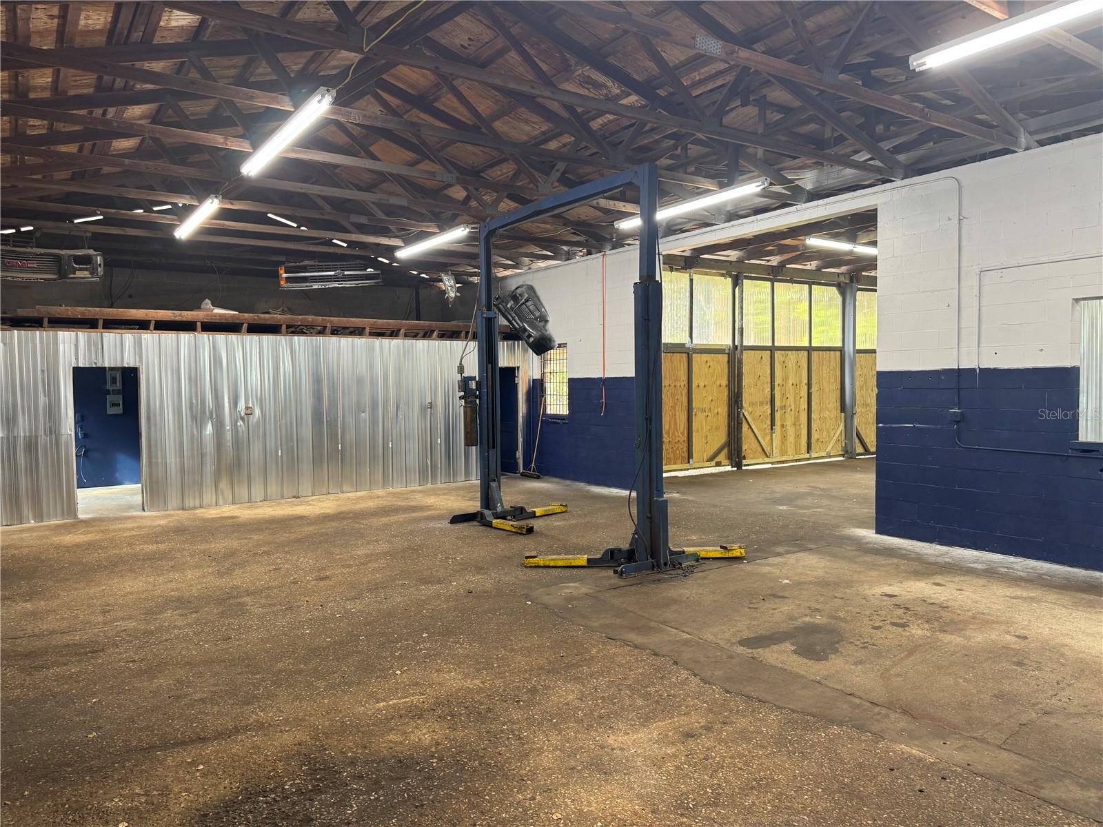 NEW GAINESVILLE REP - Commercial Lease